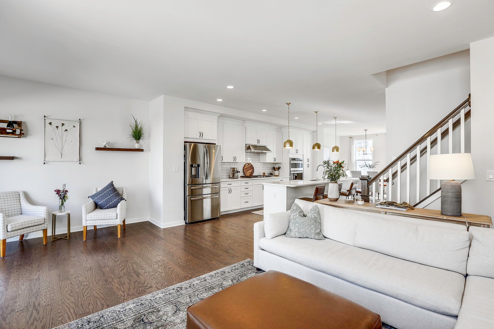 Modern real estate marketing photography — 2961 Aughton