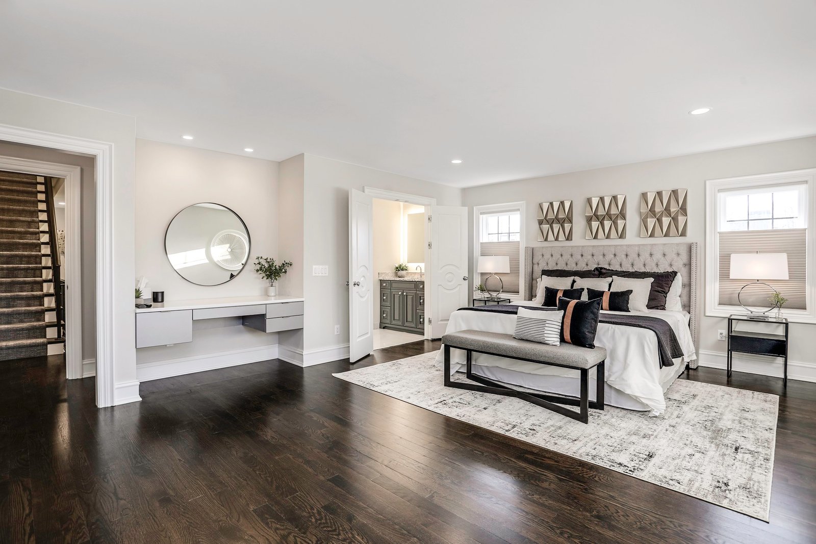 Michigan real estate photographer — 559 W Brown St, Birmingham